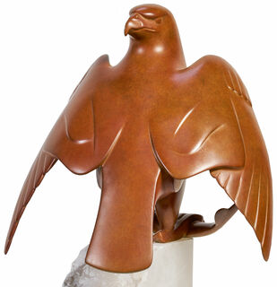 Skulptur "Raubvogel mit Beute", Bronze braun von Evert den Hartog