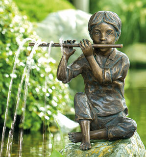 Gartenskulptur / Wasserspeier "Flötenspielender Clemens", Bronze