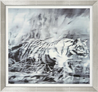 Bild "Tiger" (1965), Version silberfarben gerahmt von Gerhard Richter