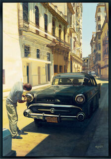 Bild "A Man and his Car", gerahmt von Maykel Herrera